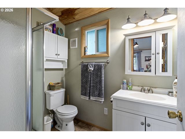 COLLINS Rd, Westlake, OR 97493