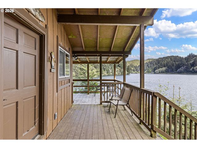 COLLINS Rd, Westlake, OR 97493