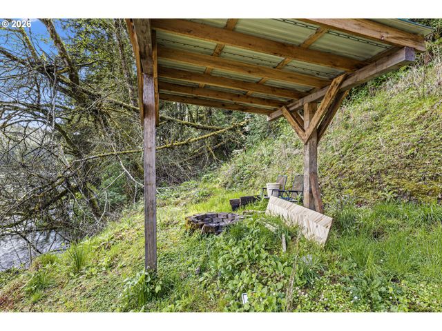COLLINS Rd, Westlake, OR 97493