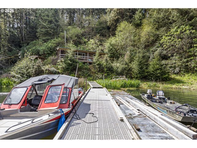 COLLINS Rd, Westlake, OR 97493