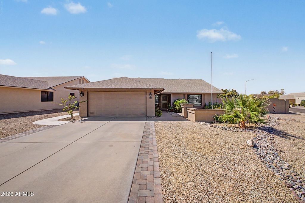 19043 N 98TH Lane, Peoria, AZ 85382 — photo 2