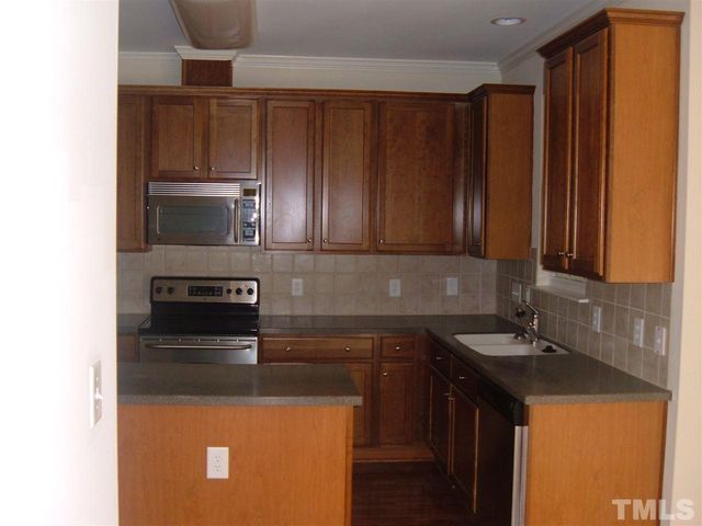 247 Grenoch Valley Lane, Apex, NC 27539