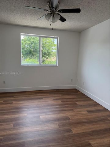2620 S University Dr 209, Davie, FL 33328