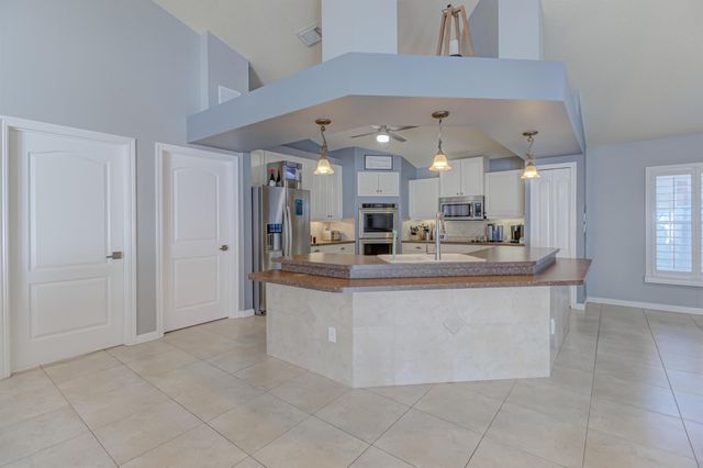 942 SW Consolata Avenue, Port St Lucie, FL 34953