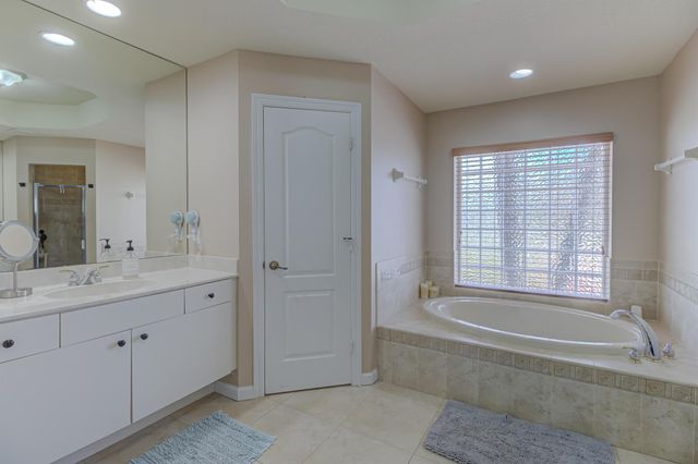 942 SW Consolata Avenue, Port St Lucie, FL 34953