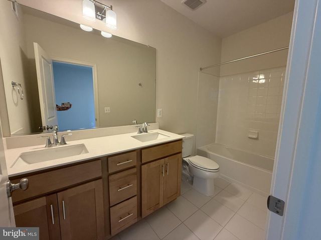 2522 NEABSCO COMMON PL, Woodbridge, VA 22191