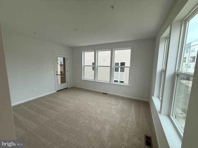 2522 NEABSCO COMMON PL, Woodbridge, VA 22191