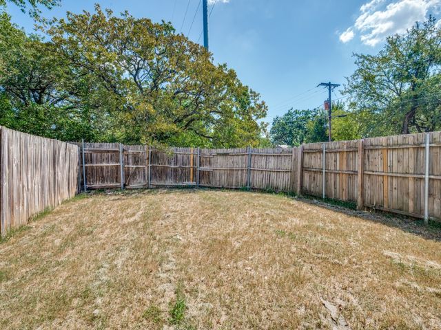 2325 Donalee Street 2325, Fort Worth, TX 76105