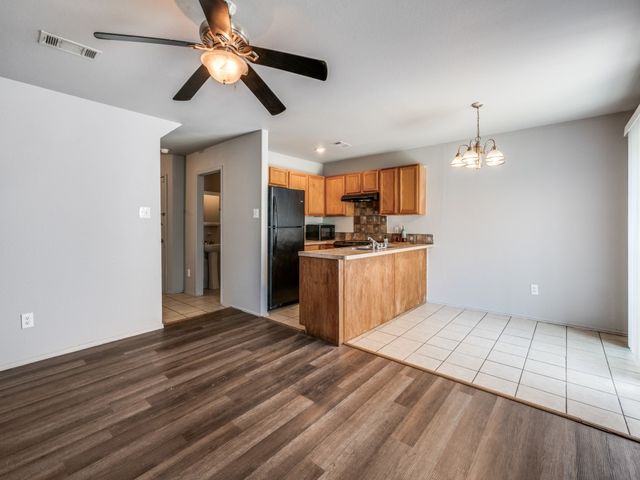 2325 Donalee Street 2325, Fort Worth, TX 76105
