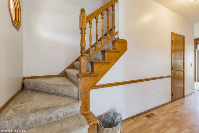 1017 58th Street, West Des Moines, IA 50266