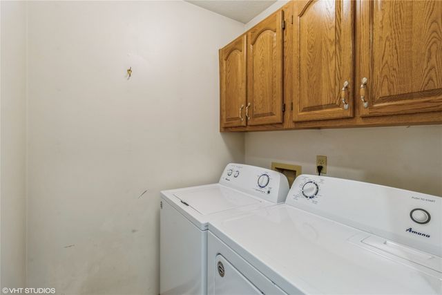 1017 58th Street, West Des Moines, IA 50266