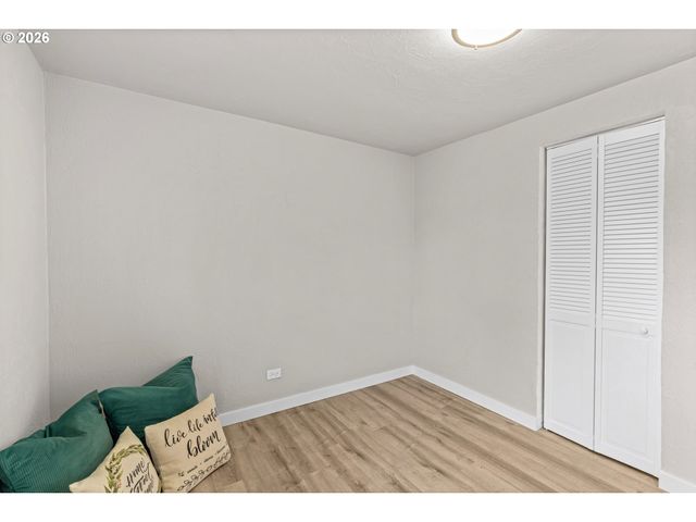 1865 SCOTT Rd, Springfield, OR 97477