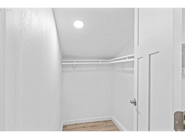 1865 SCOTT Rd, Springfield, OR 97477