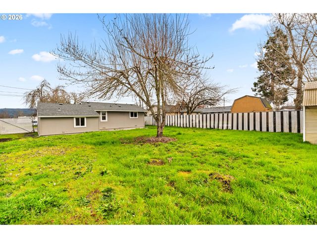 1865 SCOTT Rd, Springfield, OR 97477
