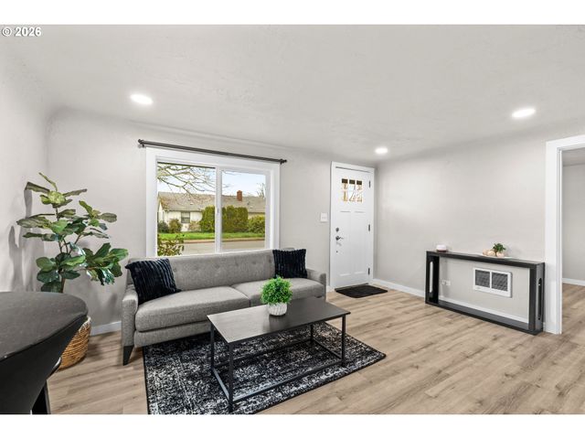 1865 SCOTT Rd, Springfield, OR 97477