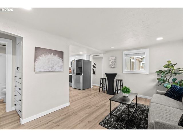 1865 SCOTT Rd, Springfield, OR 97477