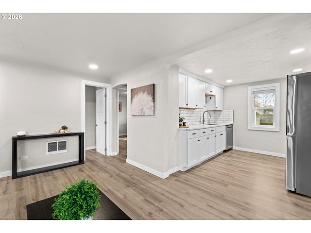 1865 SCOTT Rd, Springfield, OR 97477