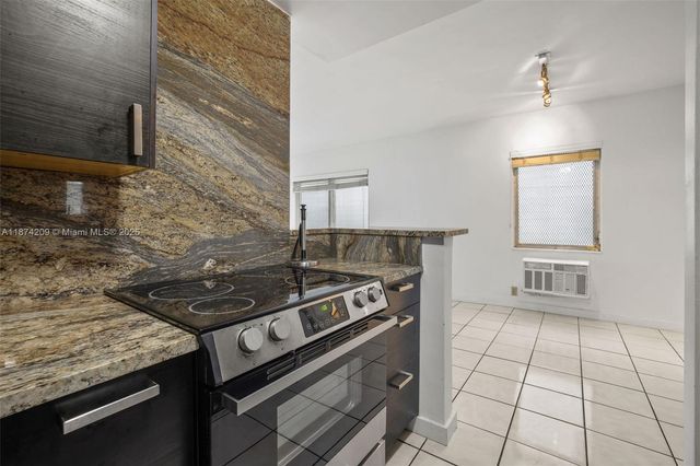 641 Espanola Way 3, Miami Beach, FL 33139