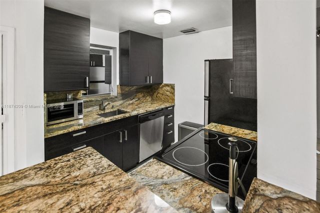 641 Espanola Way 3, Miami Beach, FL 33139