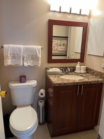 20500 W Country Club Drive 416, Aventura, FL 33180