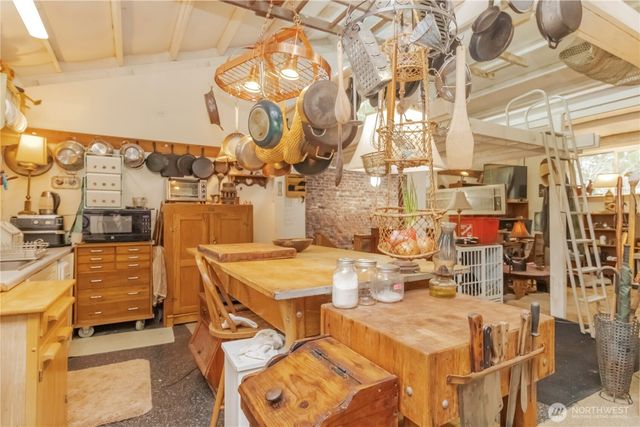 3910 E Harstine Island Road S, Shelton, WA 98584