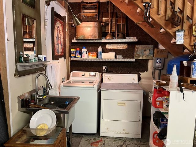 3910 E Harstine Island Road S, Shelton, WA 98584