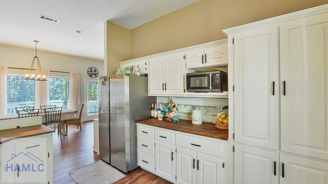 62 Jekyll Island Road, Jesup, GA 31545