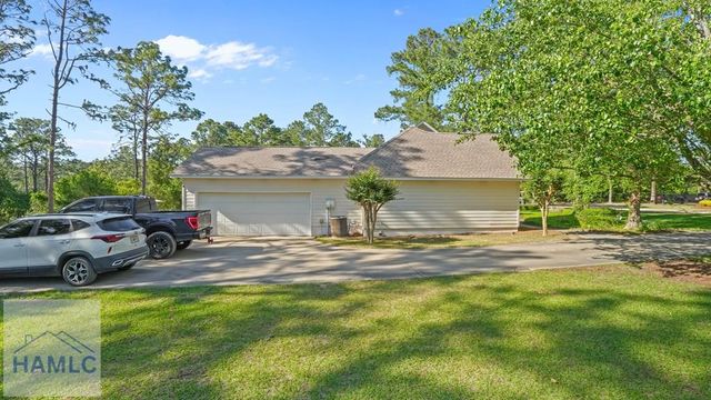 62 Jekyll Island Road, Jesup, GA 31545