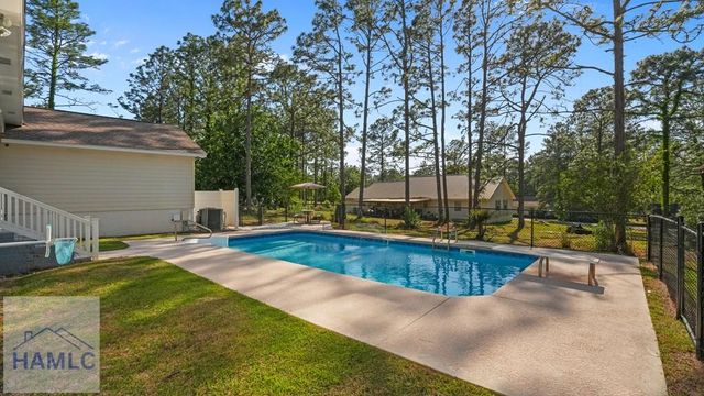 62 Jekyll Island Road, Jesup, GA 31545