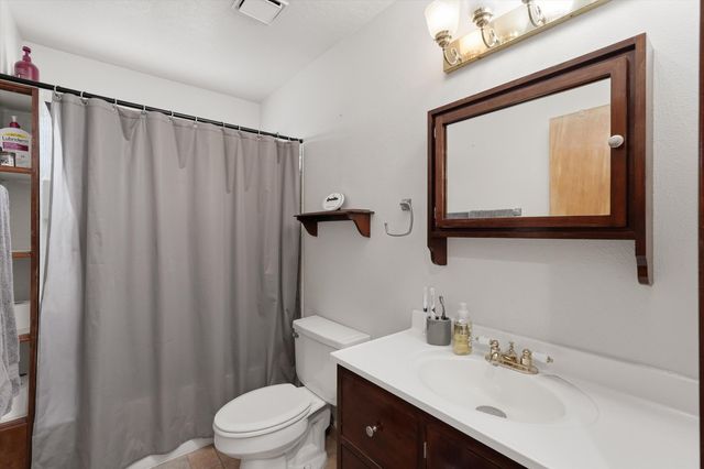 205 Camino De Las Huertas, Placitas, NM 87043
