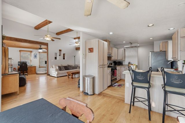 205 Camino De Las Huertas, Placitas, NM 87043