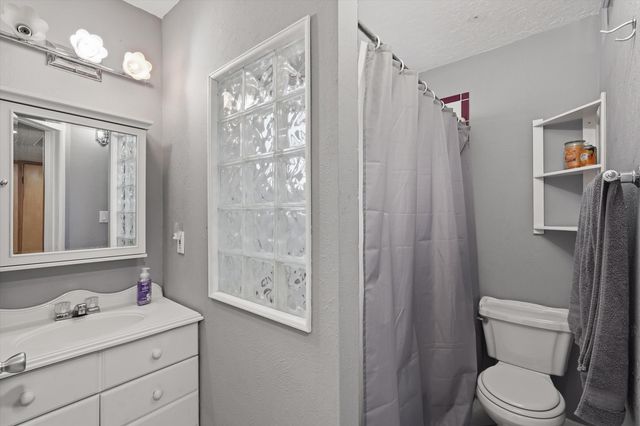 205 Camino De Las Huertas, Placitas, NM 87043