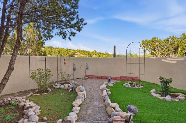 205 Camino De Las Huertas, Placitas, NM 87043