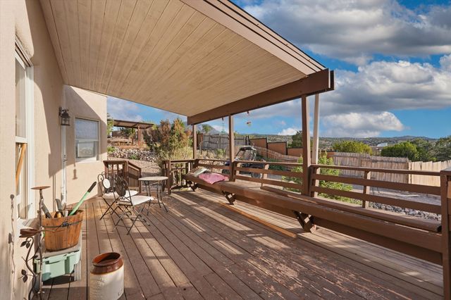 205 Camino De Las Huertas, Placitas, NM 87043