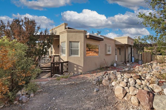 205 Camino De Las Huertas, Placitas, NM 87043