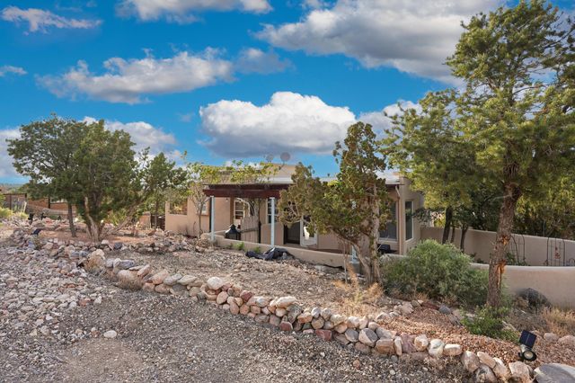205 Camino De Las Huertas, Placitas, NM 87043