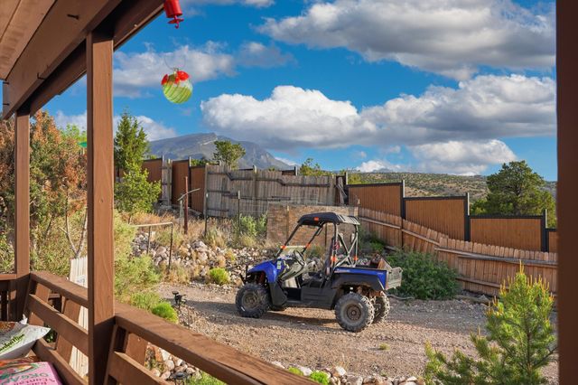 205 Camino De Las Huertas, Placitas, NM 87043