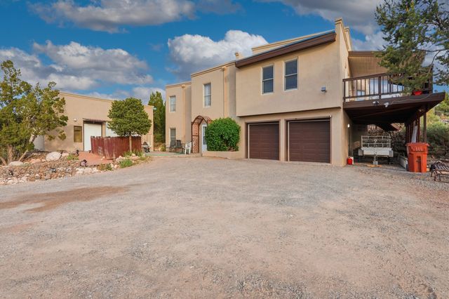 205 Camino De Las Huertas, Placitas, NM 87043