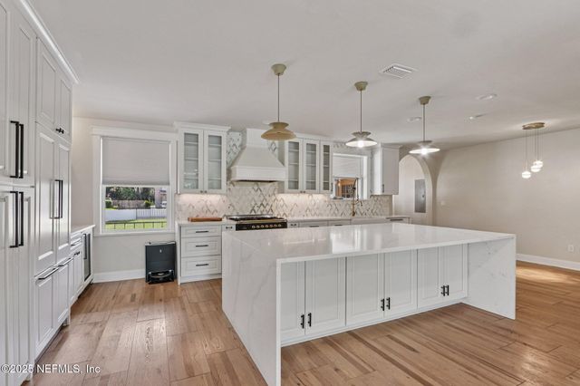 1536 MAYFAIR Road, Jacksonville, FL 32207