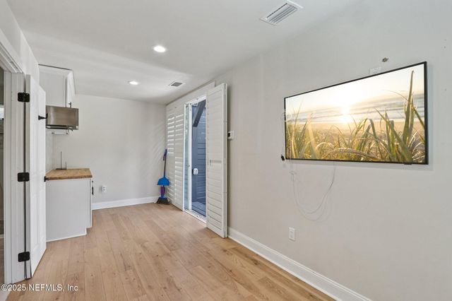 1536 MAYFAIR Road, Jacksonville, FL 32207