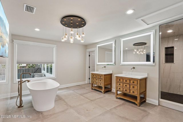 1536 MAYFAIR Road, Jacksonville, FL 32207