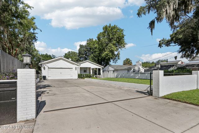 1536 MAYFAIR Road, Jacksonville, FL 32207