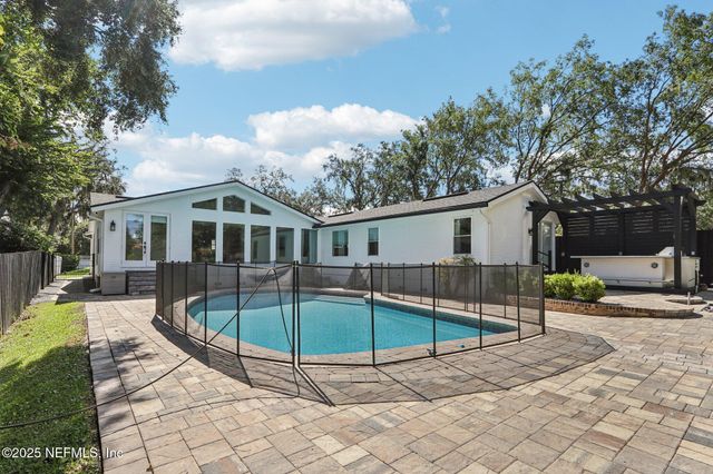 1536 MAYFAIR Road, Jacksonville, FL 32207