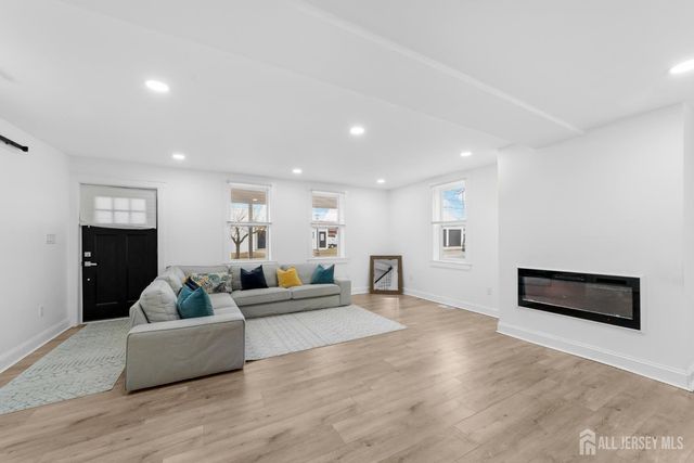 15 W Main Street, Evesham, NJ 08053
