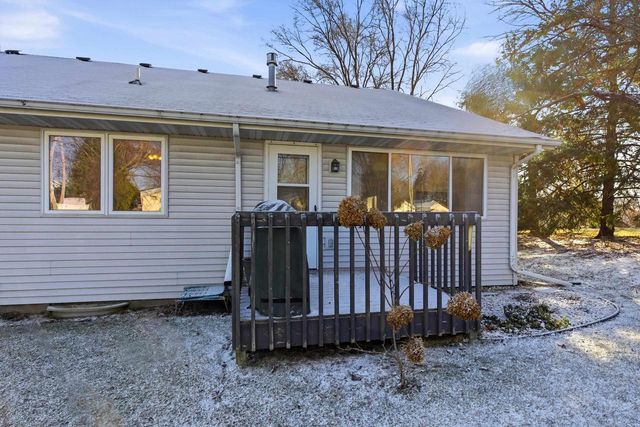 735 Athletic Way, Sun Prairie, WI 53590