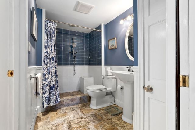 38 Sonning Rd, Beverly, MA 01915