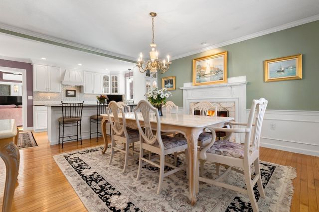 38 Sonning Rd, Beverly, MA 01915