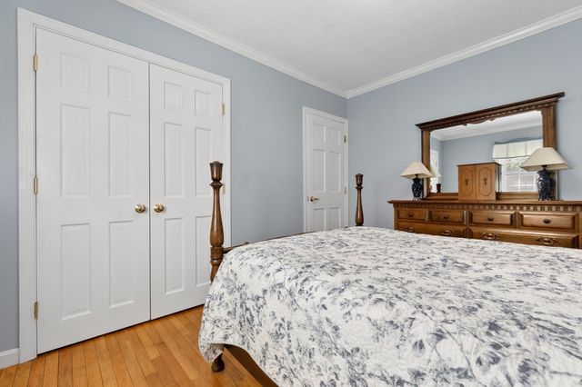 38 Sonning Rd, Beverly, MA 01915