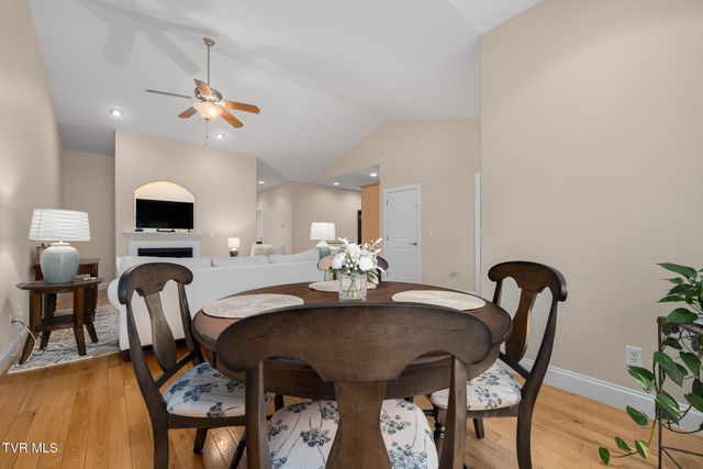 83 Whisper Bend 83, Johnson City, TN 37604