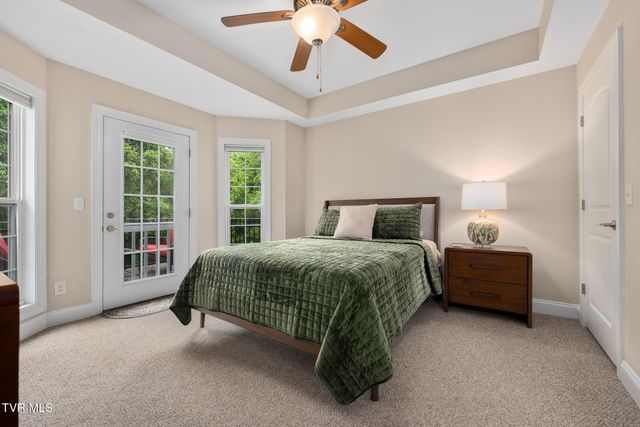 83 Whisper Bend 83, Johnson City, TN 37604